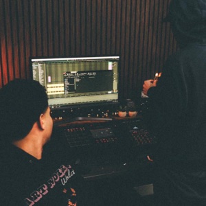 kropsla (feat. Dave Budha)