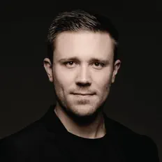 Ascolta Roberto González-Monjas, guarda video musicali, leggi la biografia, vedi le date del tour & altro!