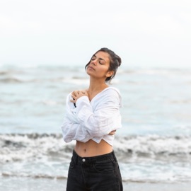 Presence (feat. Tamaraebi) Ayelle