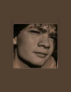 Kye Wrightを聴いたり、ミュージックビデオを鑑賞したり、経歴やツアー日程などを確認したりしましょう！