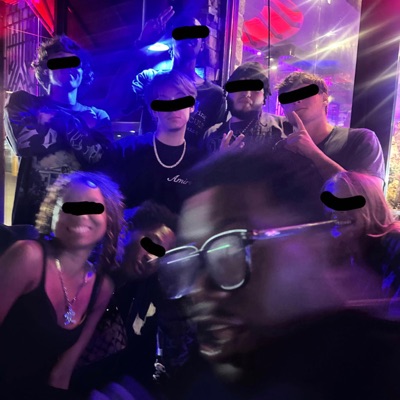 #Photobomb