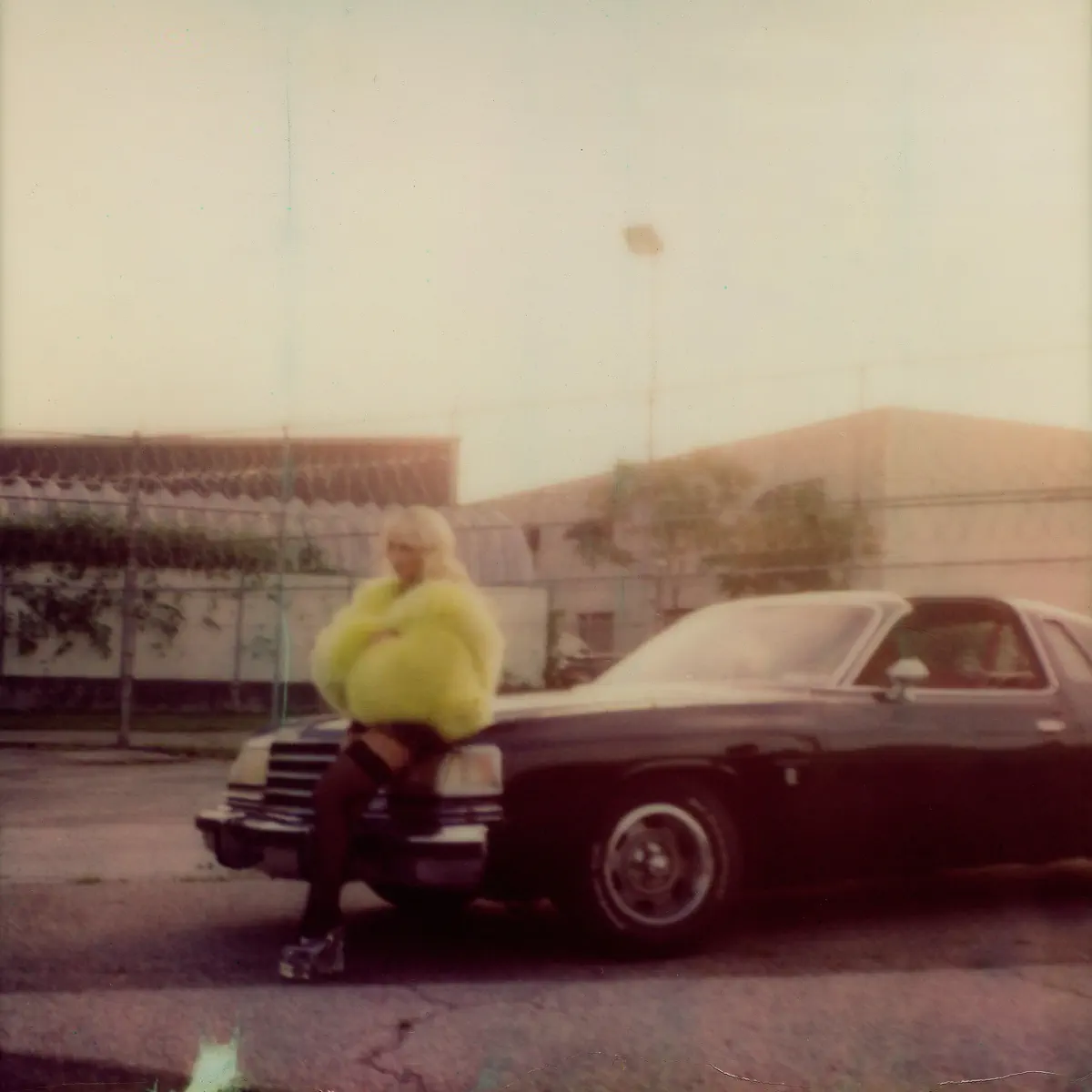 Sabrina Carpenter - Please Please Please - Single (2024) [iTunes Plus AAC M4A]-新房子