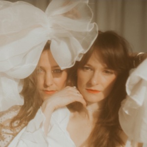 Auburn - Single
