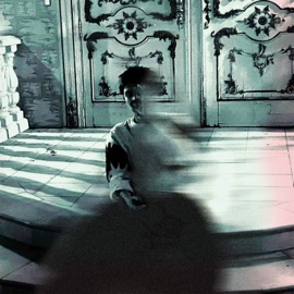 Вне зоны 77WHITE & satosh1