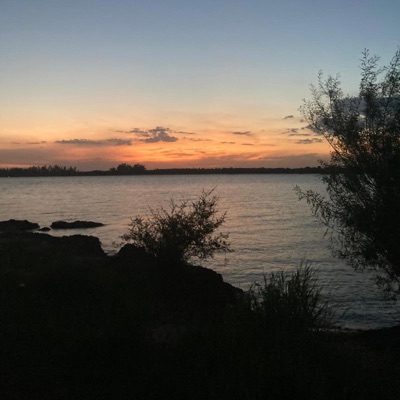 pAySaNdÚ iS tHe pLaCe tO bE (feat. v10z la bacteria) - Single
