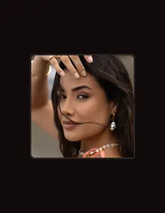 Listen to Tatí Férrer, watch music videos, read bio, see tour dates & more!