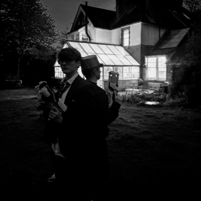 OUT HERE TO WIN (feat. Grafezzy) - Single