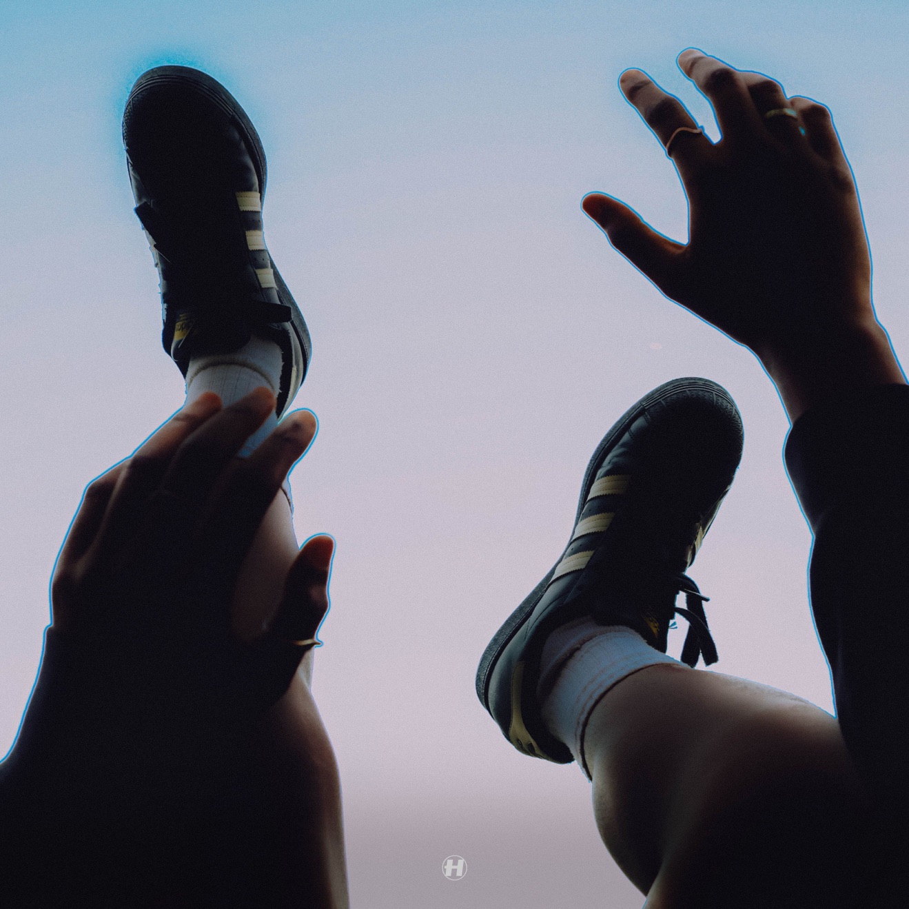 Gabriella Bongo, Nu:Tone & MissLoulou – Deep End – Single (2025) [iTunes Match M4A]