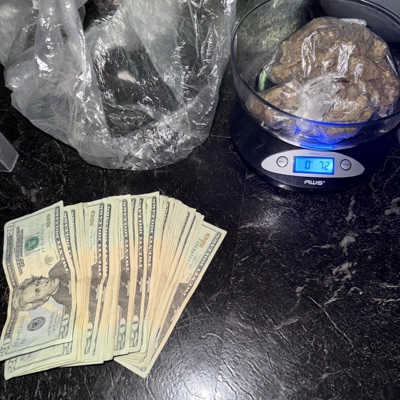 TRAPAHOLICS (feat. B6ix) - Single