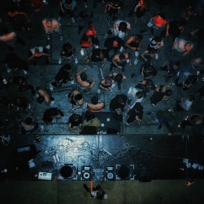 весь квартал танцует - Single