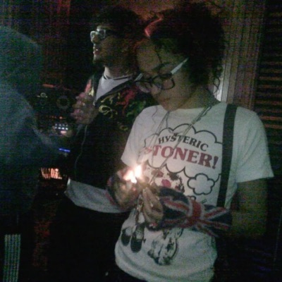 Too much swag (feat. Axxad) - Single