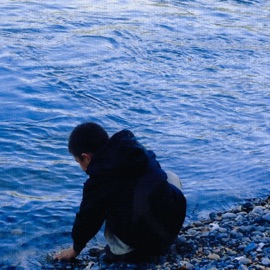 В.Н.Н.М Дэми Кинн