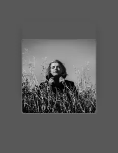 Melanie Bassonを聴いたり、ミュージックビデオを鑑賞したり、経歴やツアー日程などを確認したりしましょう！