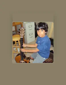 收听 Jonathan Hillard Pehl、观看音乐视频、阅读小传、查看巡演日期等 ！