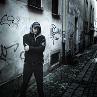 Voni - Single - Spine