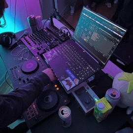 wakeup (feat. remi stefani & kitz) hannevig