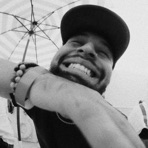 Tea Time (feat. Dizzie Locz) - Single