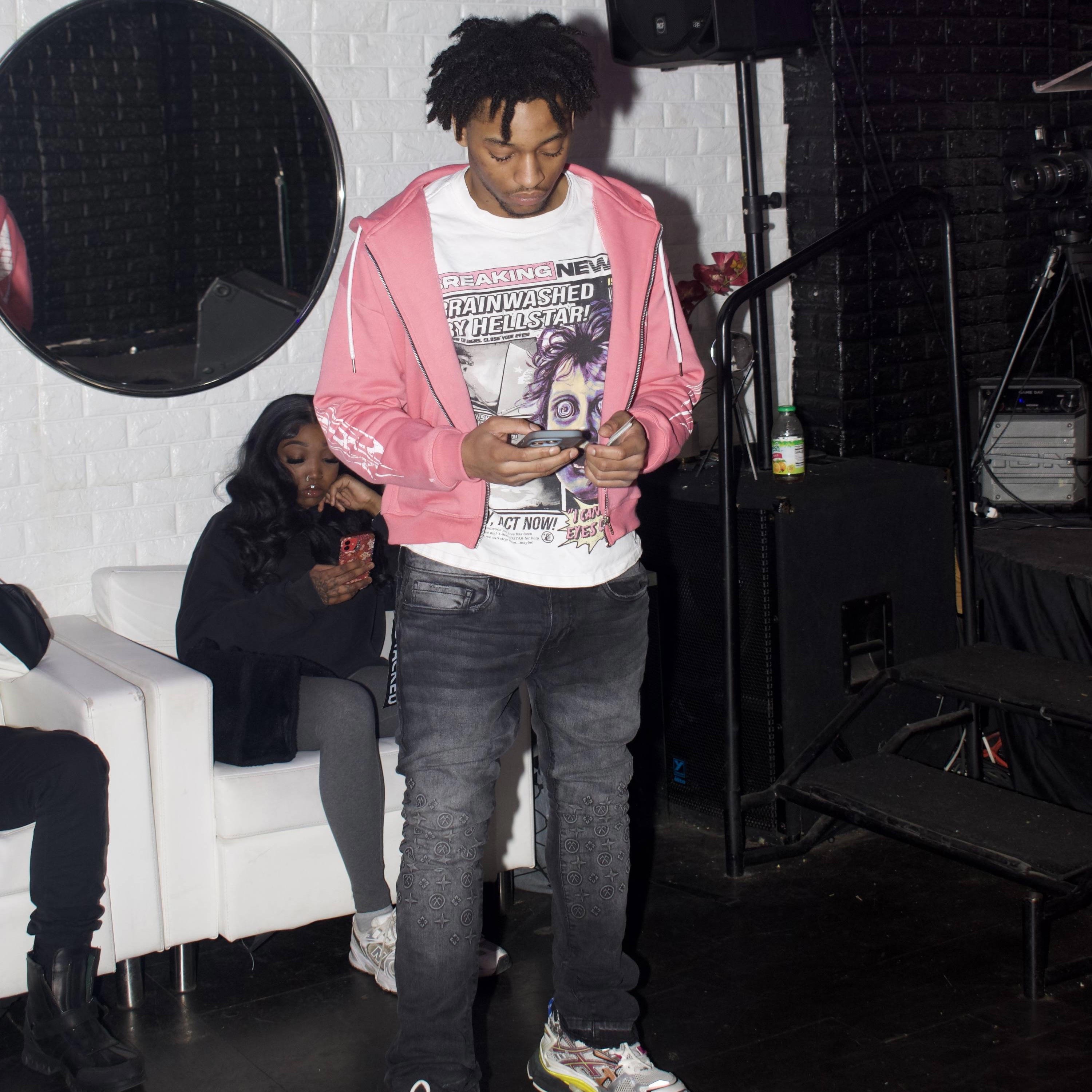 omhpopp - Liking My Pics