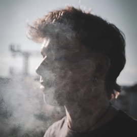 lejos de aquí (feat. whoisyc) myke¡