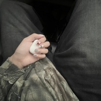 อย่าไปไหนเลย (feat. JayQ & thonk1a) - Single - quest?on