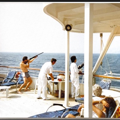 Few Thugs (feat. HandsomeBaby) - Single