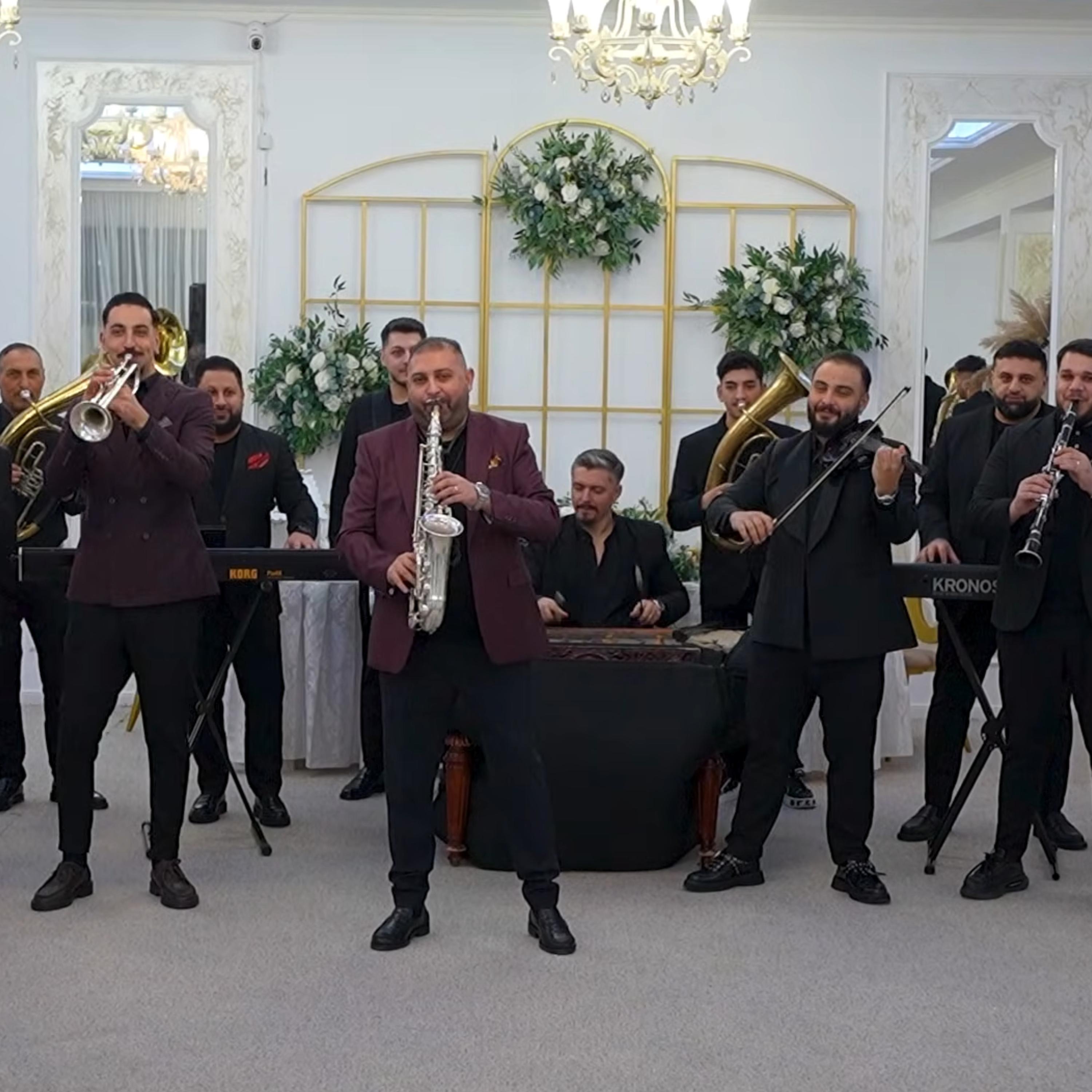 Beny Lalaru & Supreme Brass (Hora neamurilor) - Single