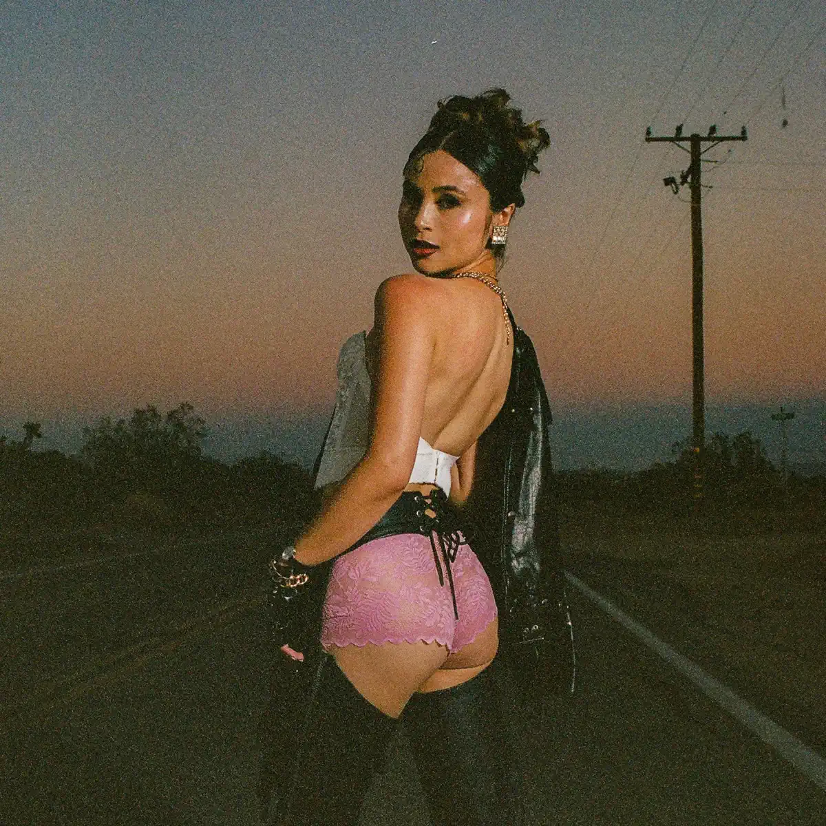 Tiger La Flor - HEAVEN IS A HARLEY - EP (2025) [iTunes Plus AAC M4A]-新房子