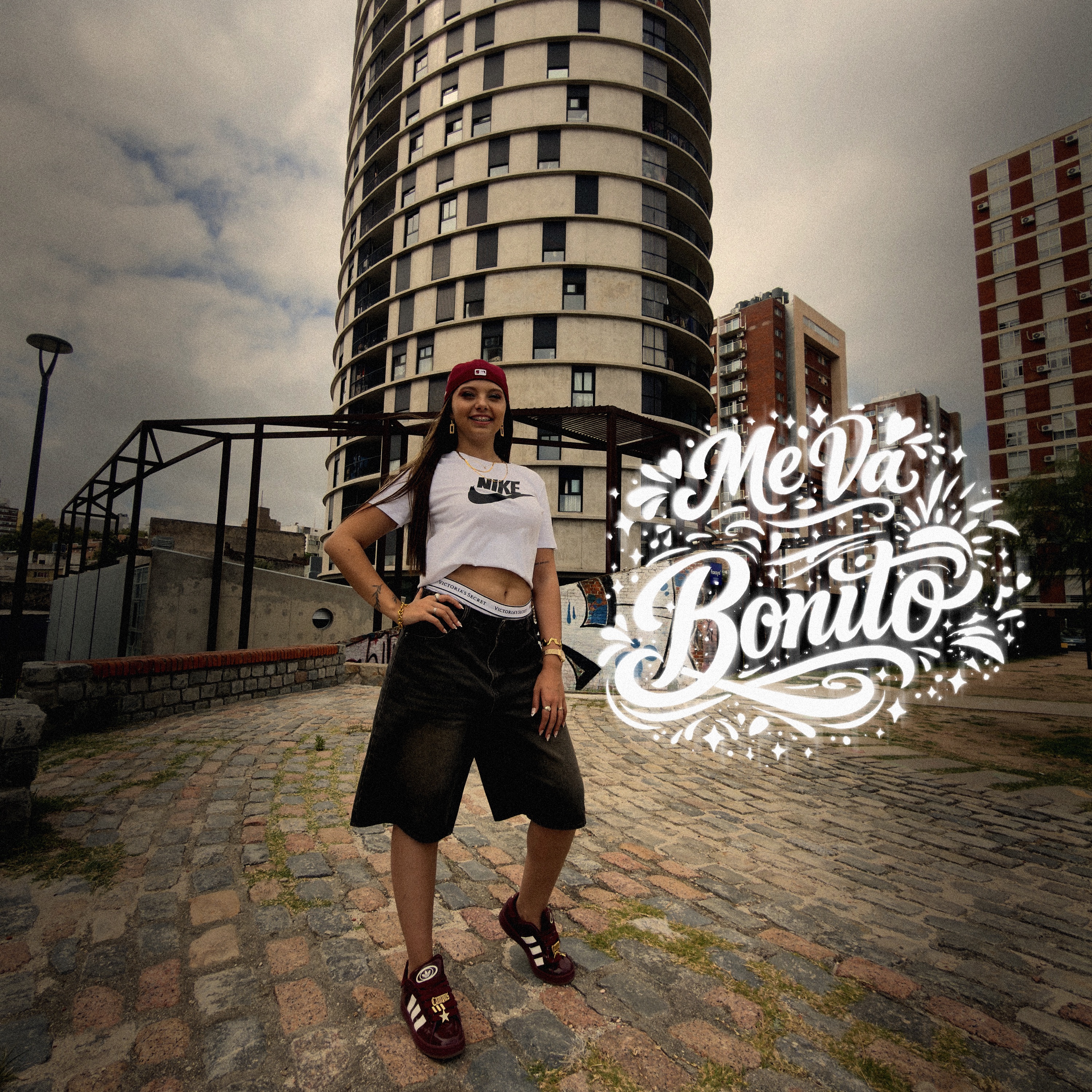 Me Va Bonito - Single