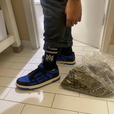 Break her off (feat. K4oe) - Single