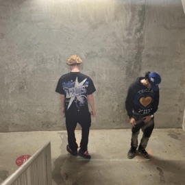 Toxic (feat. xvr) Juff