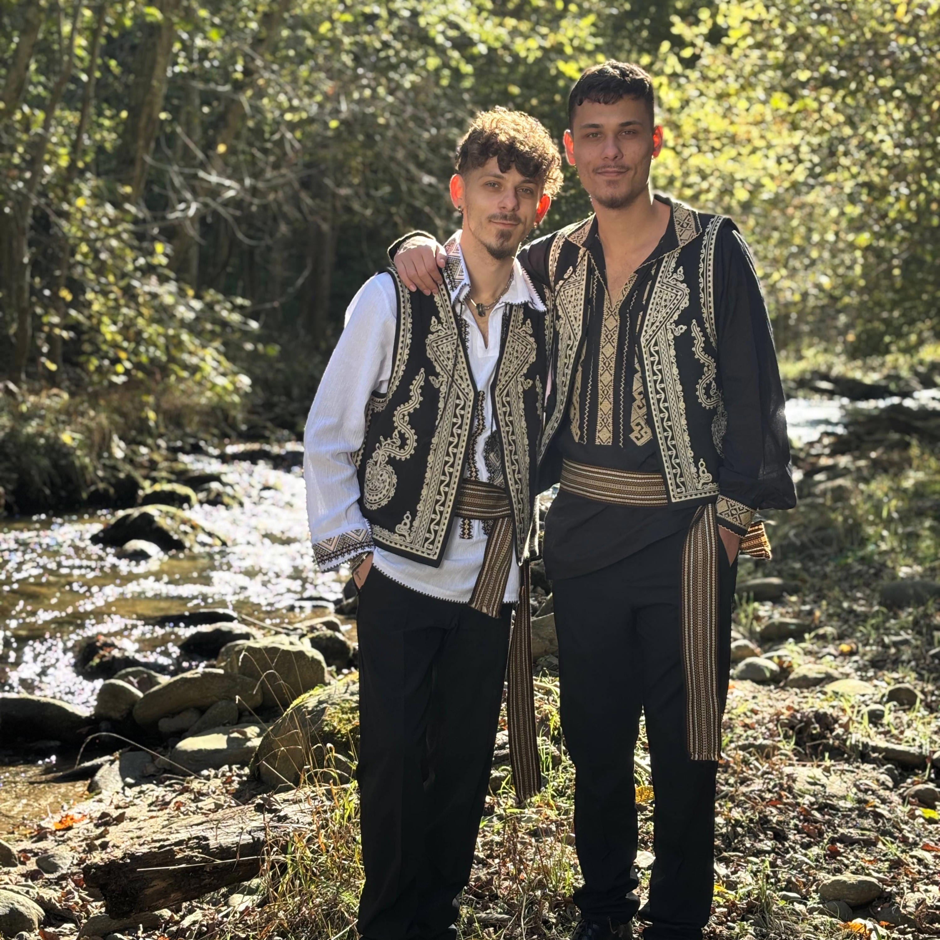 Iauzi cainii cum se da - Single