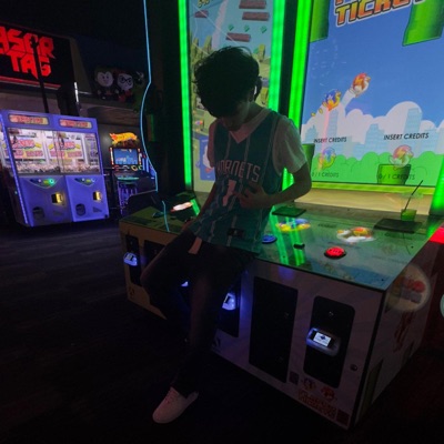 Priorities (feat. Phay2sleazy) - Single