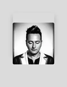 CHIEF सुनें, म्यूज़िक वीडियो देखें, बायो पढ़ें, दौरे की तारीखें और बहुत कुछ देखें!