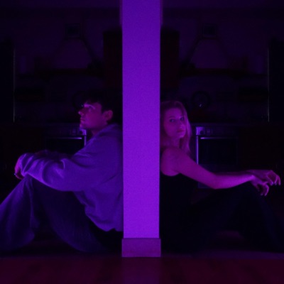 co się dzieje? (feat. Zuza Biedka) - Single
