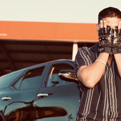 ENEMY IN CIRCLE - Single