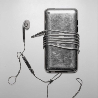 glitching so bad... (feat. bywho) - Single