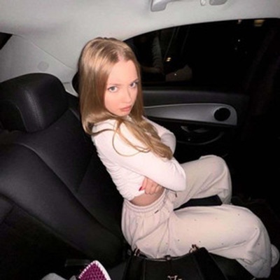 Frank - Sıkı Dur Kırpma Gözlerini