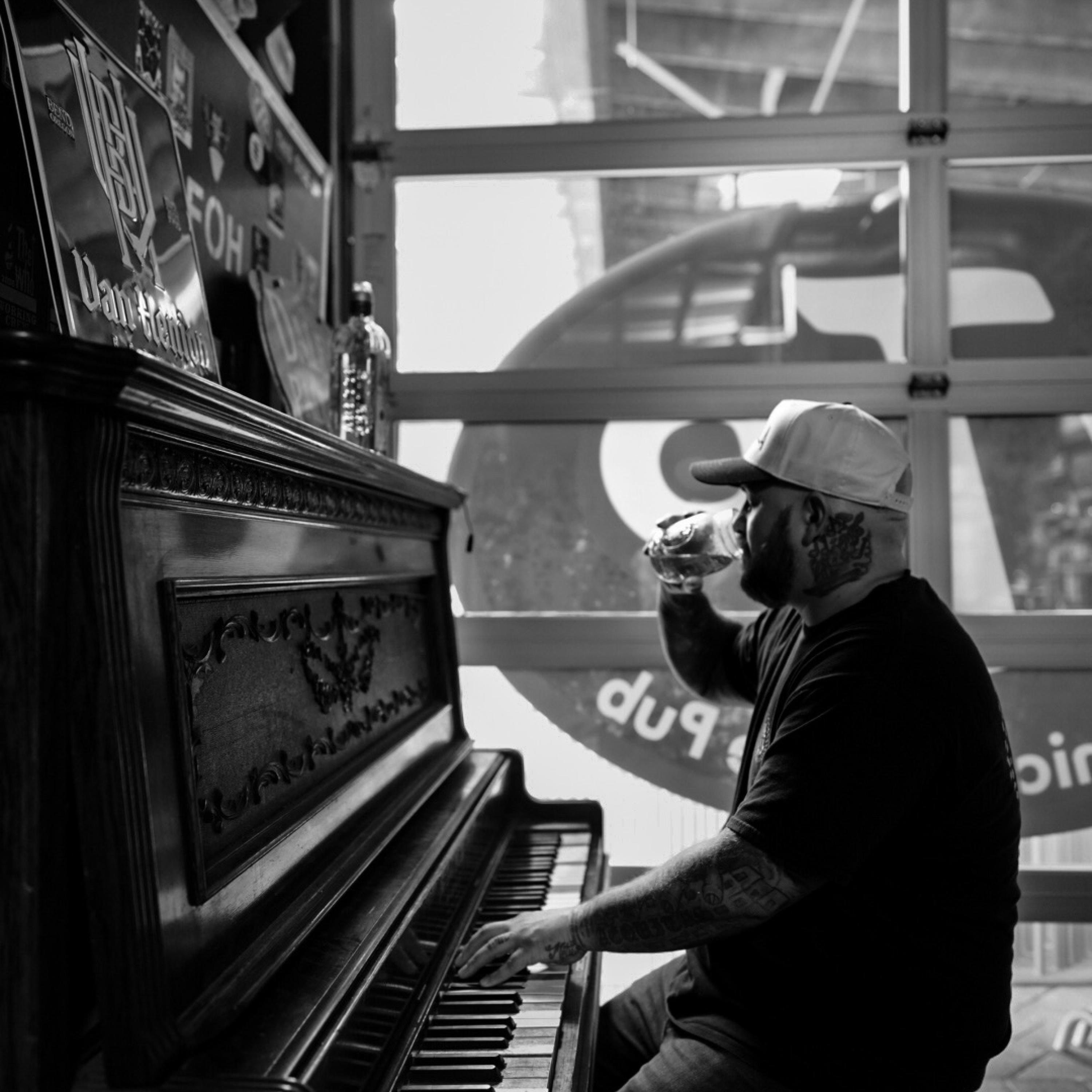 Broken Town - Single