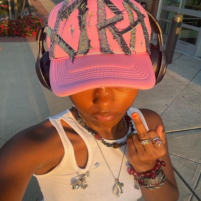 pink xtra hat - Single