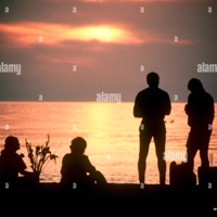 its 3 am // glass beach - Single - mag