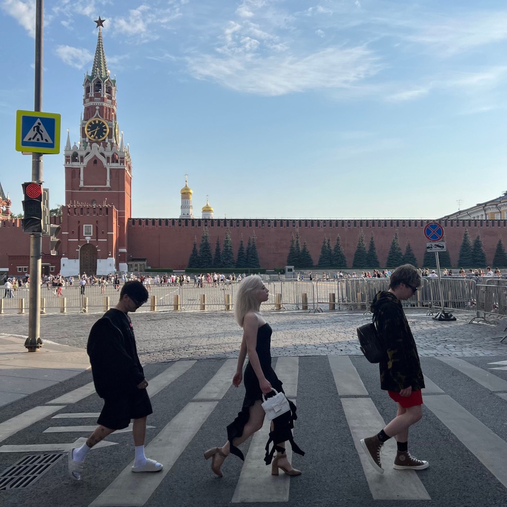 Обложка альбома «RUSSIAN FUNK» — НАВЕРНОЕ ПОЭТ, ЯКОРЪ & EVEN CUTE