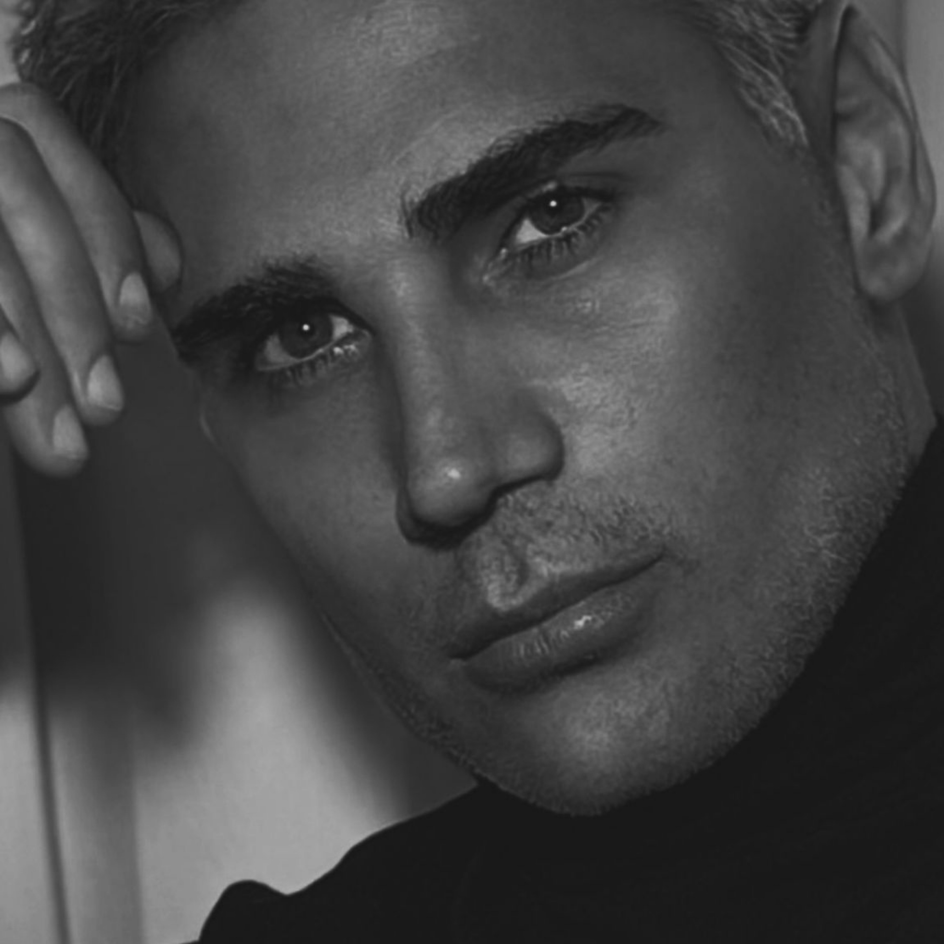 Gölgen Bile Yeter - Single