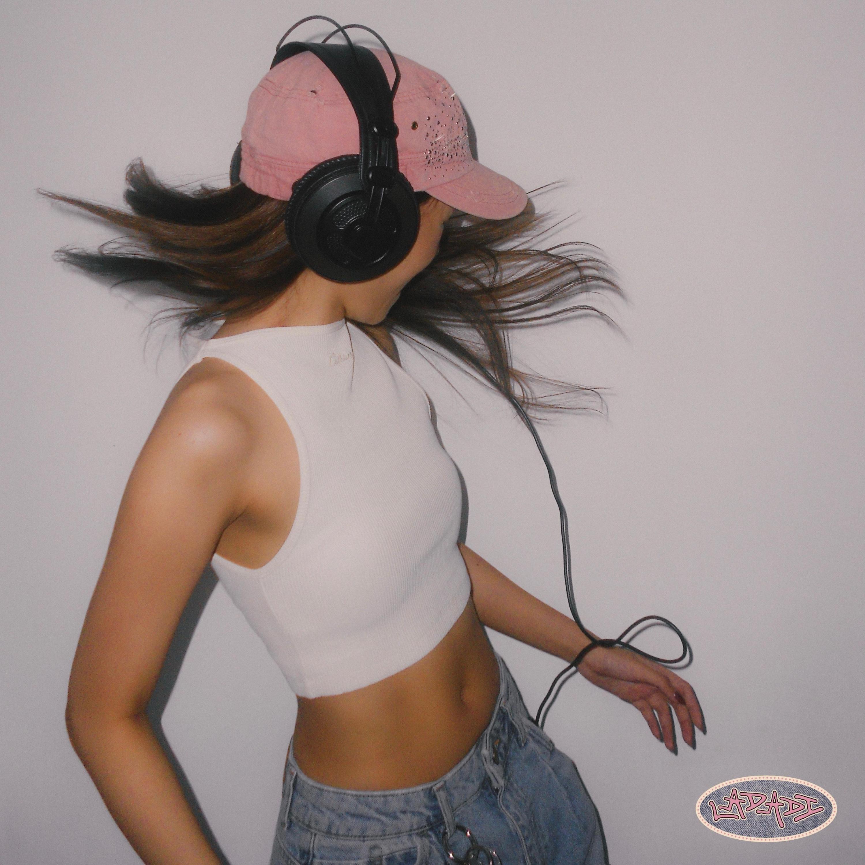 LA DA DI - Single