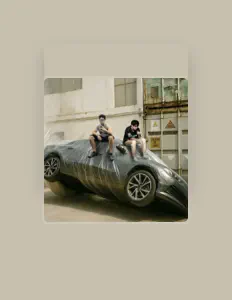 ULTIMÍT सुनें, म्यूज़िक वीडियो देखें, बायो पढ़ें, दौरे की तारीखें और बहुत कुछ देखें!