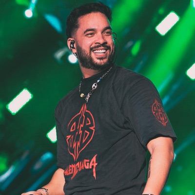 Emici T - Gata, Chique