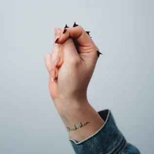 Lauren Spencer Smith – Thick Skin – Single (2025)