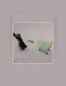 Listen to 姚弛, watch music videos, read bio, see tour dates & more!