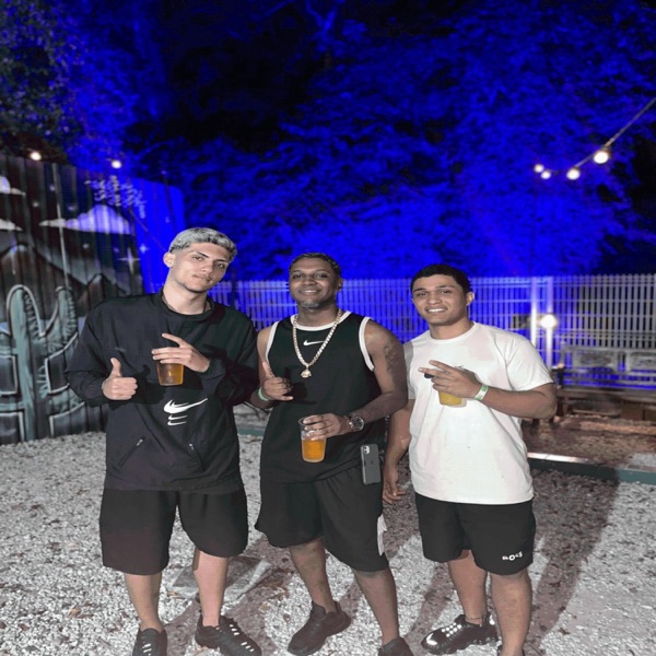 POR ISSO THAIZINHA VOLTOU x VEM NO PIRU