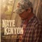 Crowd I Roll With - Nate Kenyon lyrics
