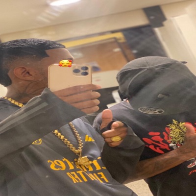 MTG - 4 COM 4 DA 8 (feat. MC VN RJ, Mc Mr. Bim & MC BEATRIZ) - Single